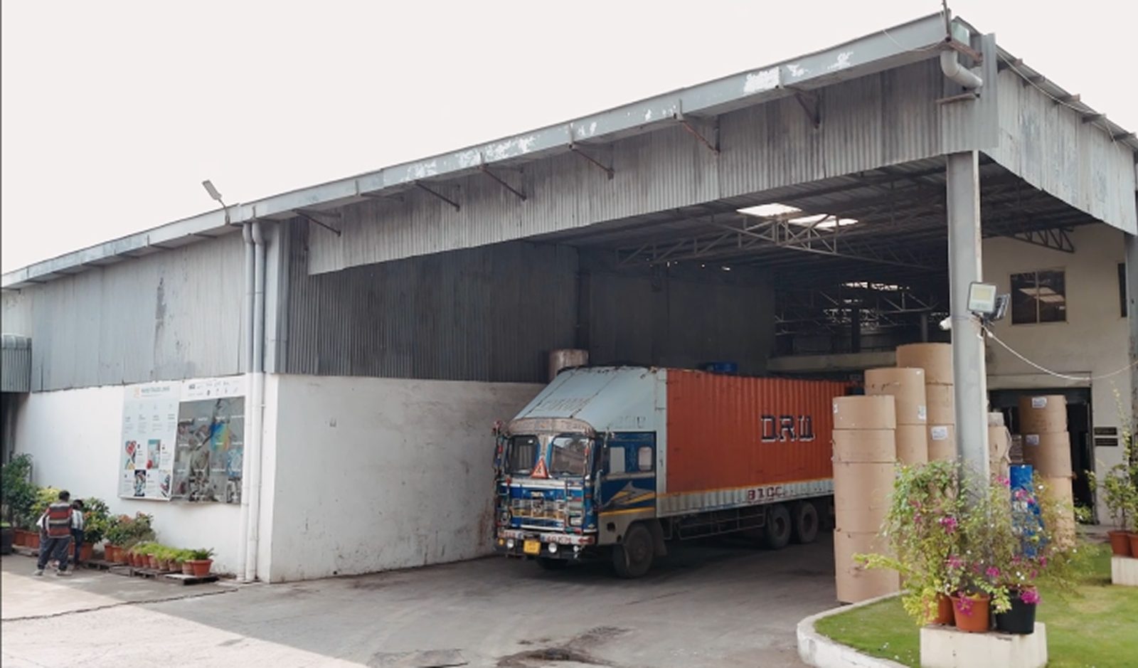 Loading & Dispatch Bay